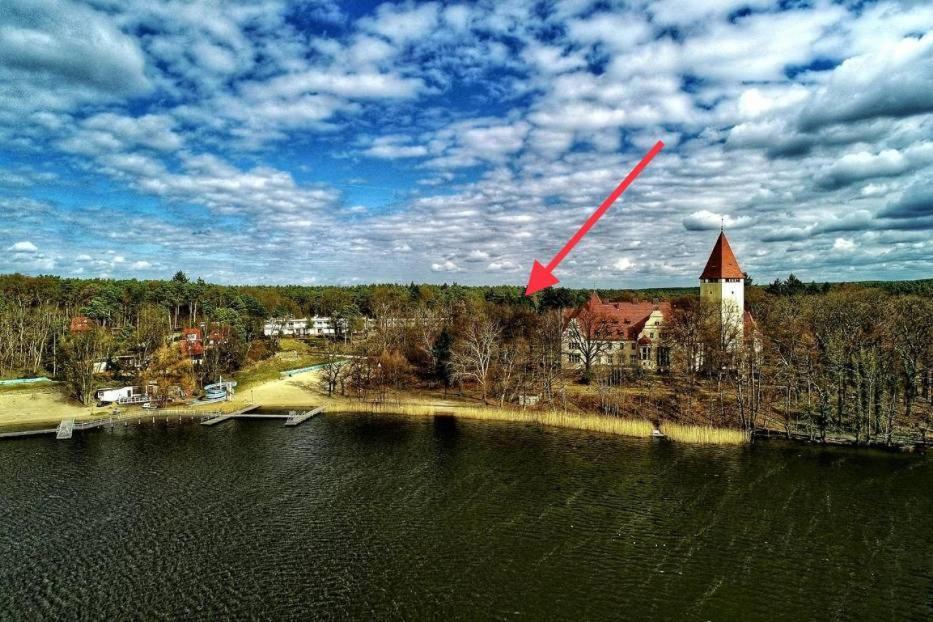Zolty Domek Nad Jeziorem Lubniewice Exteriör bild